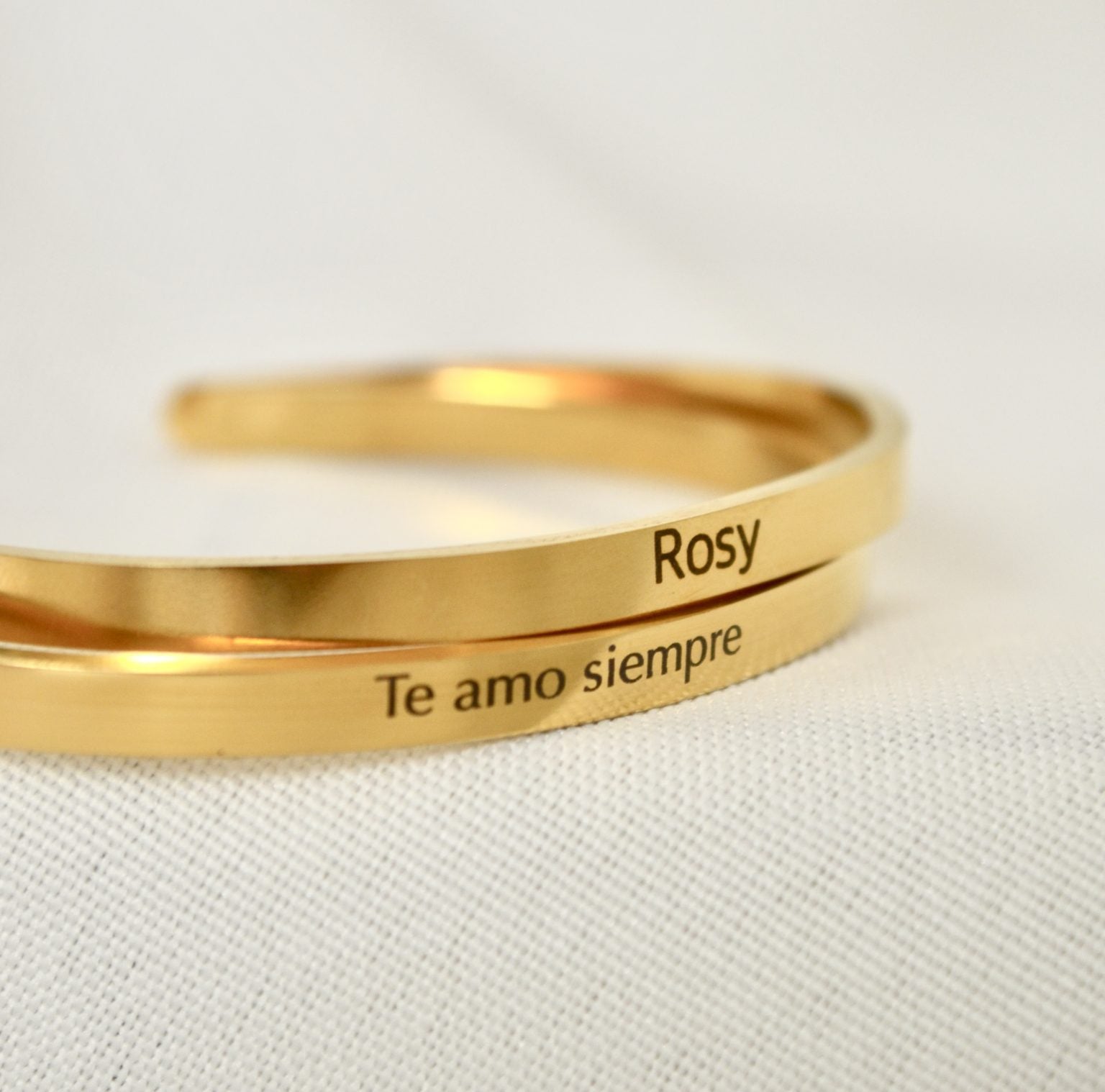 Set 2 Brazaletes Dorados