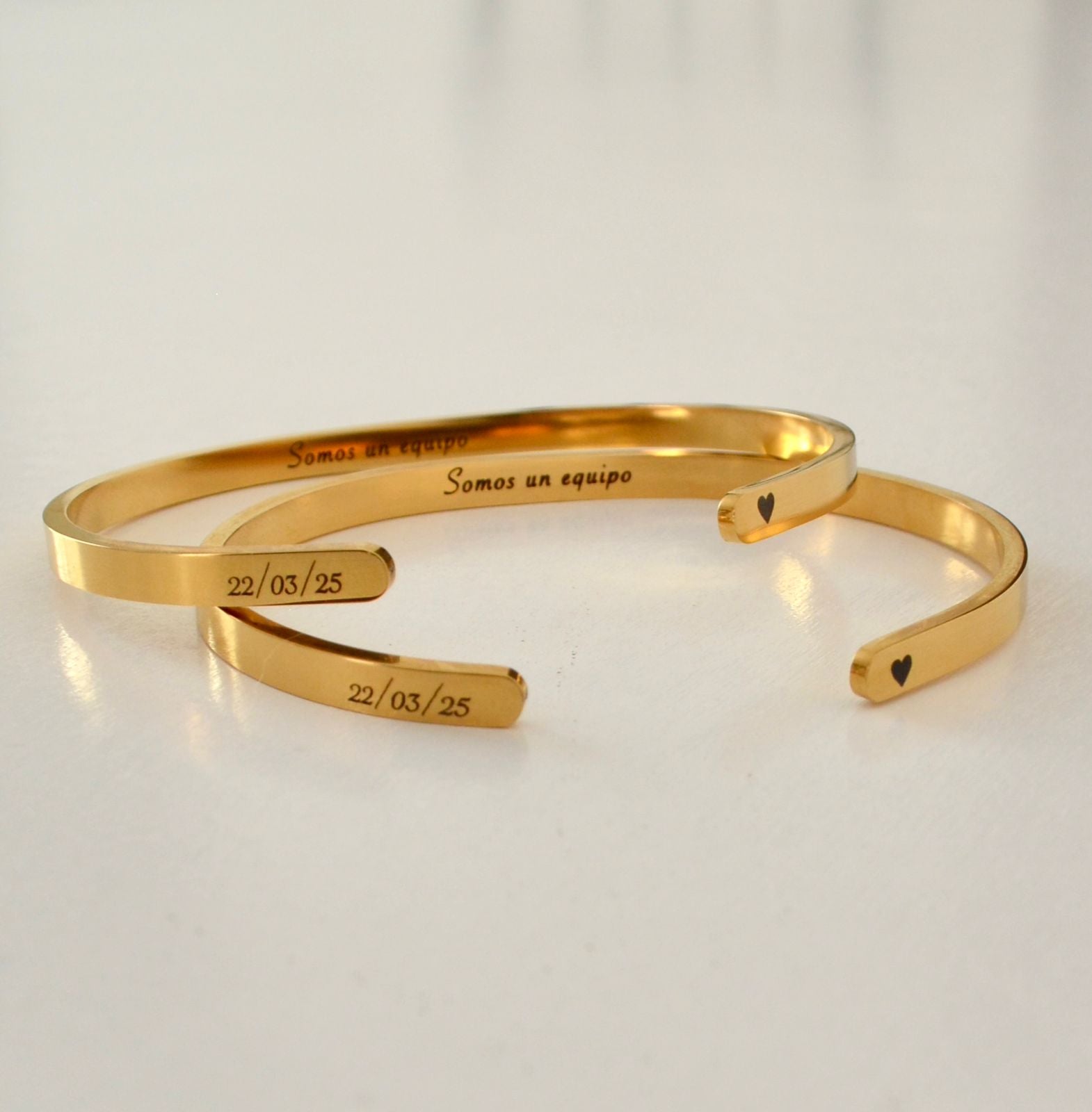 Set 2 Brazaletes Dorados