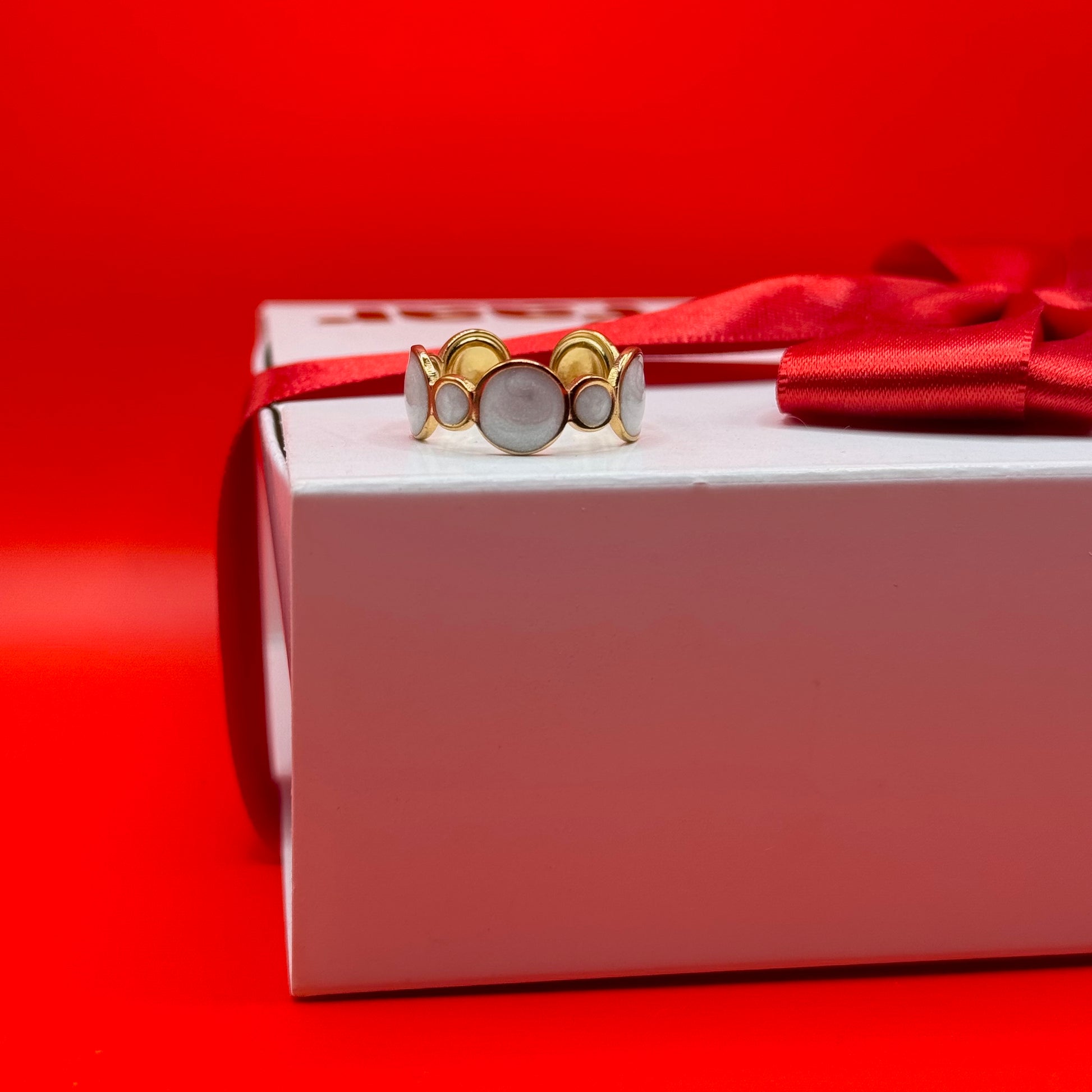 Anillo Burbuja Blanca