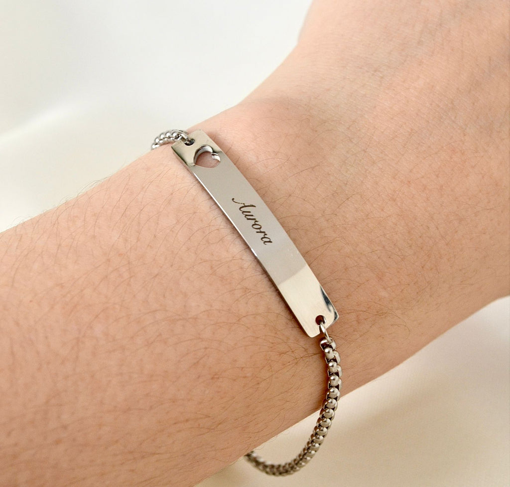 Pulsera Corazón Plateada