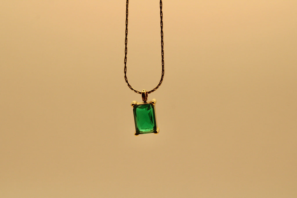 Collar Esmeralda del Sol