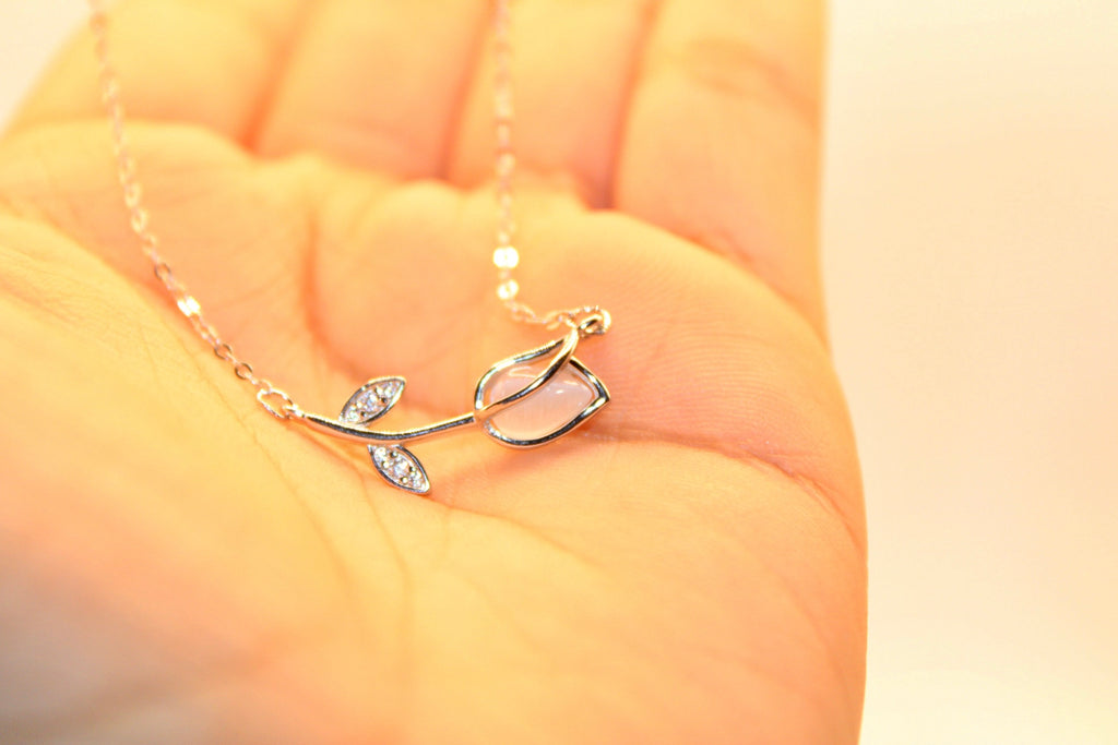 Collar Tulipan Horizonte (Plata 925)